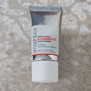 Smashbox Illuminate Glow Primer with Vitamin C